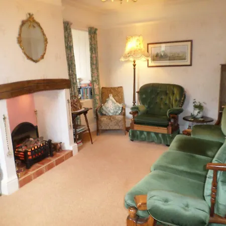 Hullerbank 4*